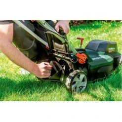 METABO Bouchon D'angle De La Batterie W 18 LT BL 11-125 | 2x Batterie 4.0 Ah | Chargeur ASC 55 -Metabo Soldes 54691797 4