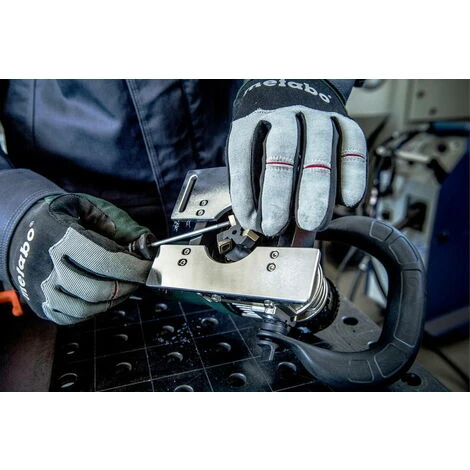 Metabo Affleureuse Métal Filaire PFM 17 0 5 Metabo Affleureuse Métal Filaire PFM 17 0 – Image 3